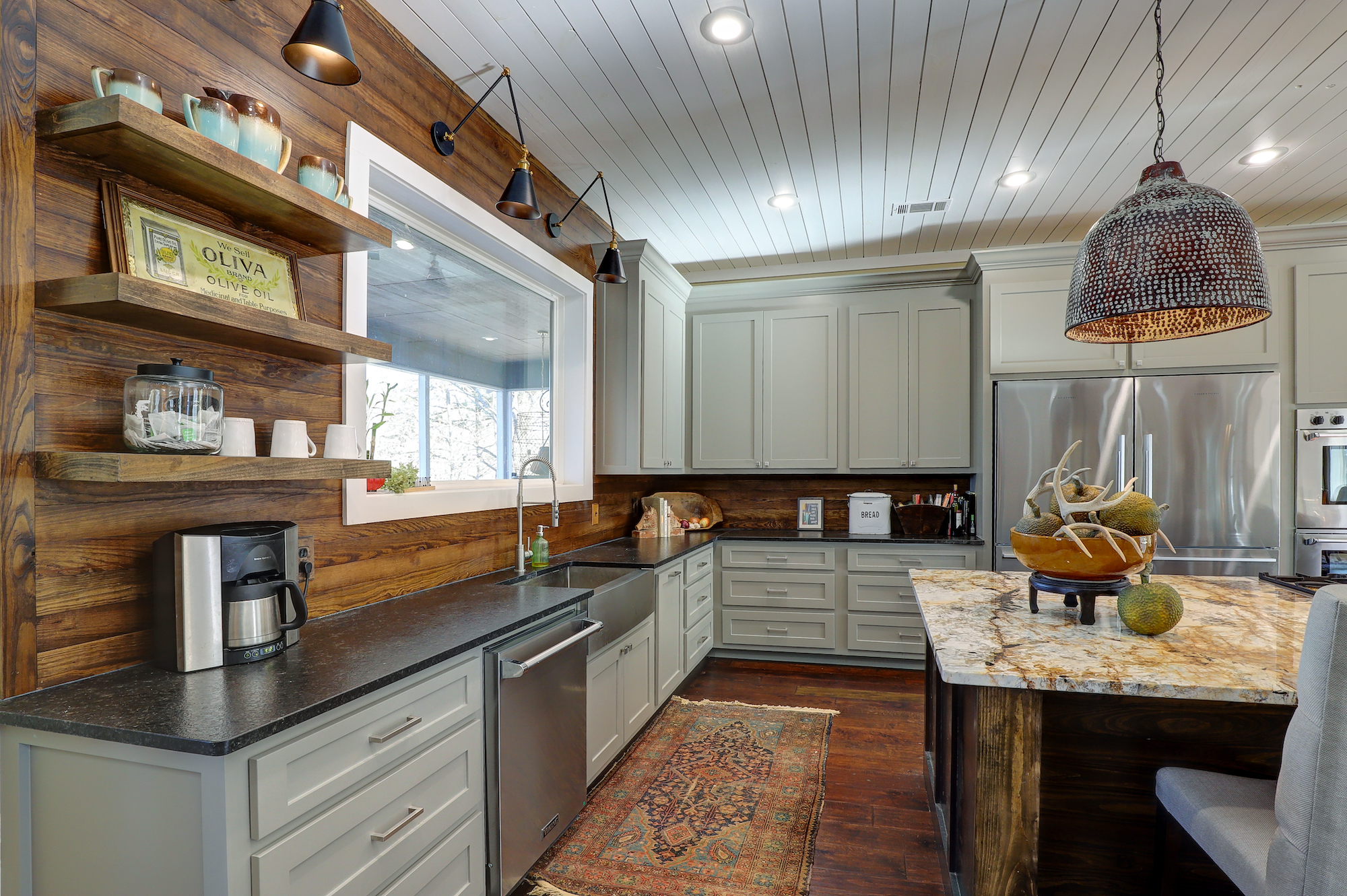 Glenwood, Arkansas, 71943, United States, 4 Bedrooms Bedrooms, ,6 BathroomsBathrooms,Residential,For Sale,1983549