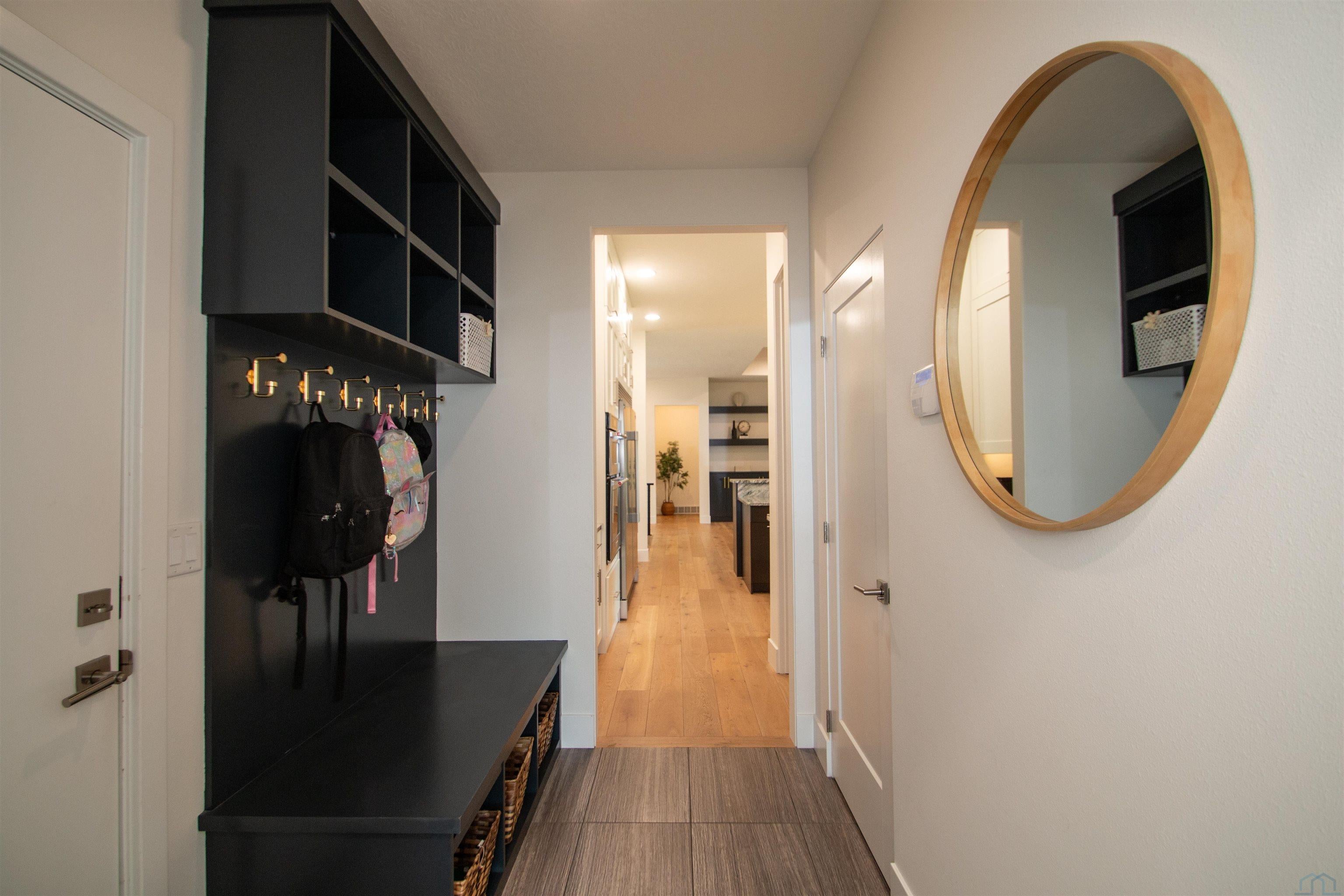 Jefferson, South Dakota, 57038, United States, 6 Bedrooms Bedrooms, ,3 BathroomsBathrooms,Residential,For Sale,1978978