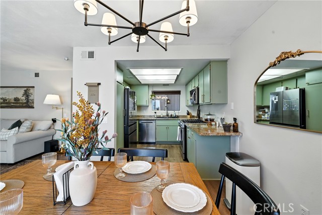 Corona, California, 92882, United States, 2 Bedrooms Bedrooms, ,2 BathroomsBathrooms,Residential,For Sale,1935171