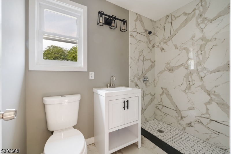 Rahway City, New Jersey, 07065, United States, 4 Bedrooms Bedrooms, ,4 BathroomsBathrooms,Residential,For Sale,1942005