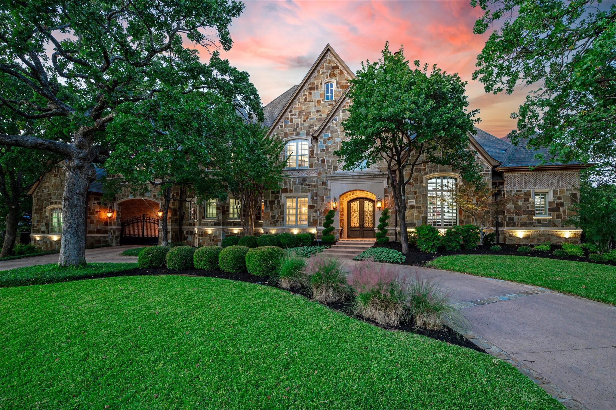 Southlake, Texas, 76092, United States, 5 Bedrooms Bedrooms, ,8 BathroomsBathrooms,Residential,For Sale,1736950