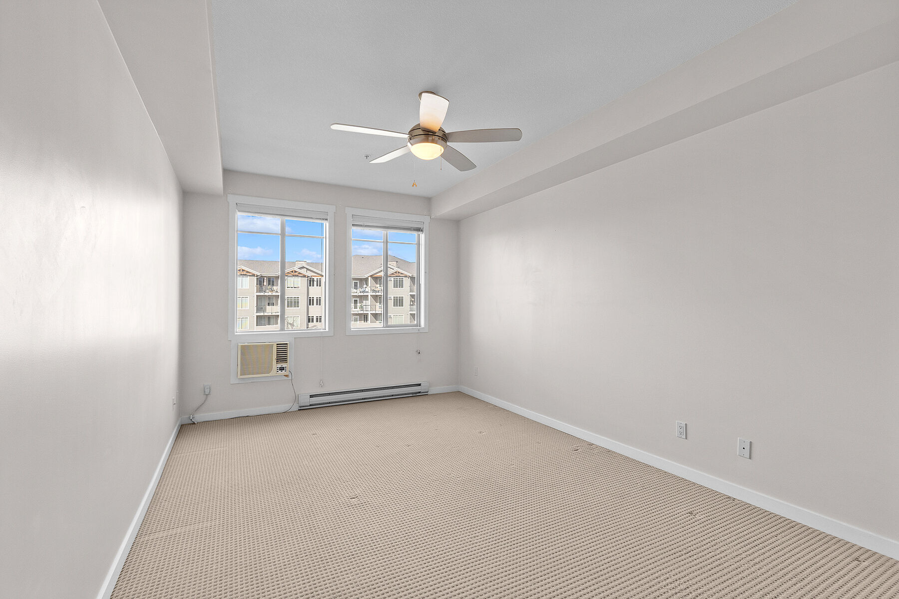  Mission Meadows Condo - 物件實景