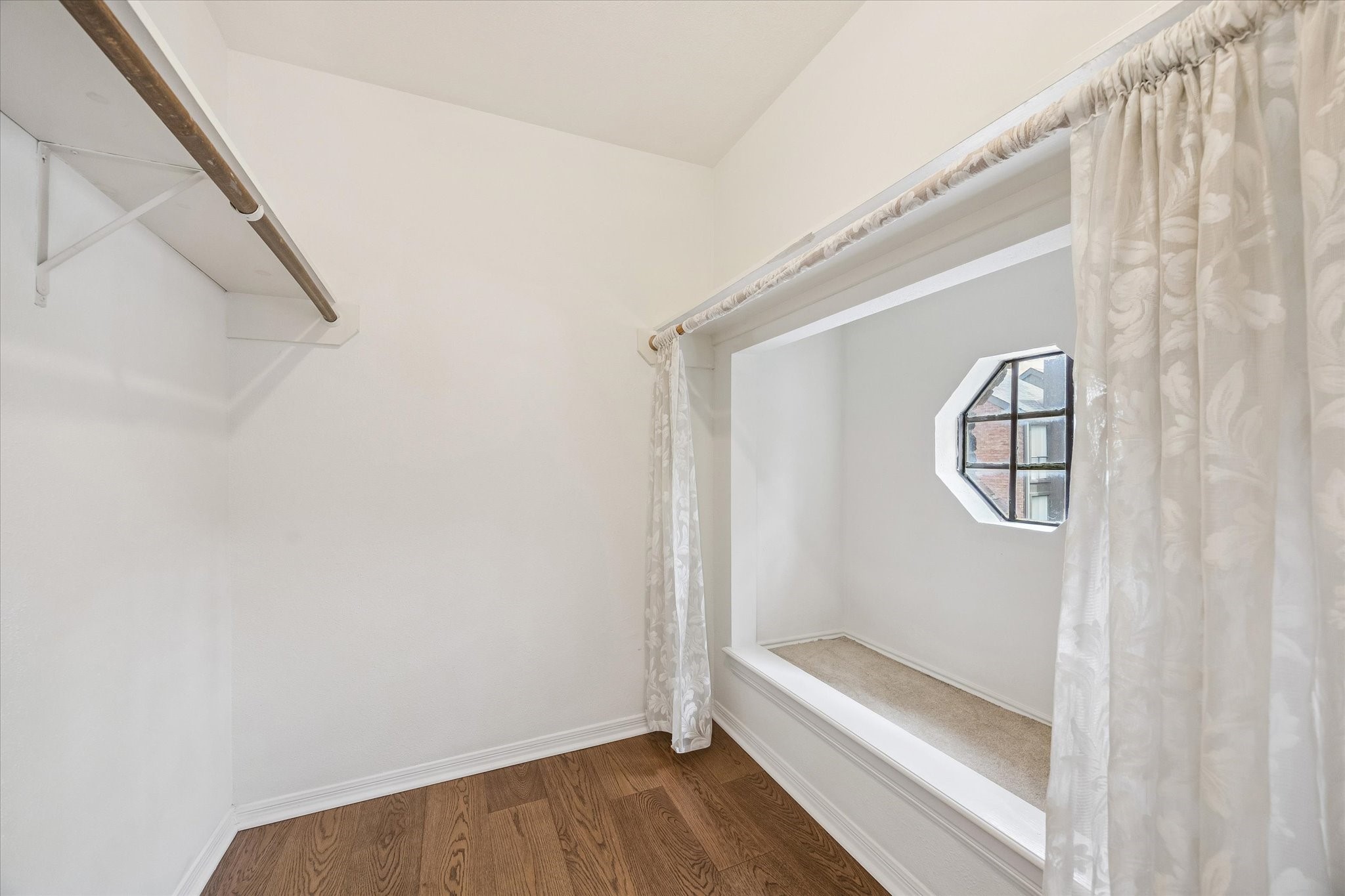  701 Bering Drive #1201 - 物件實景