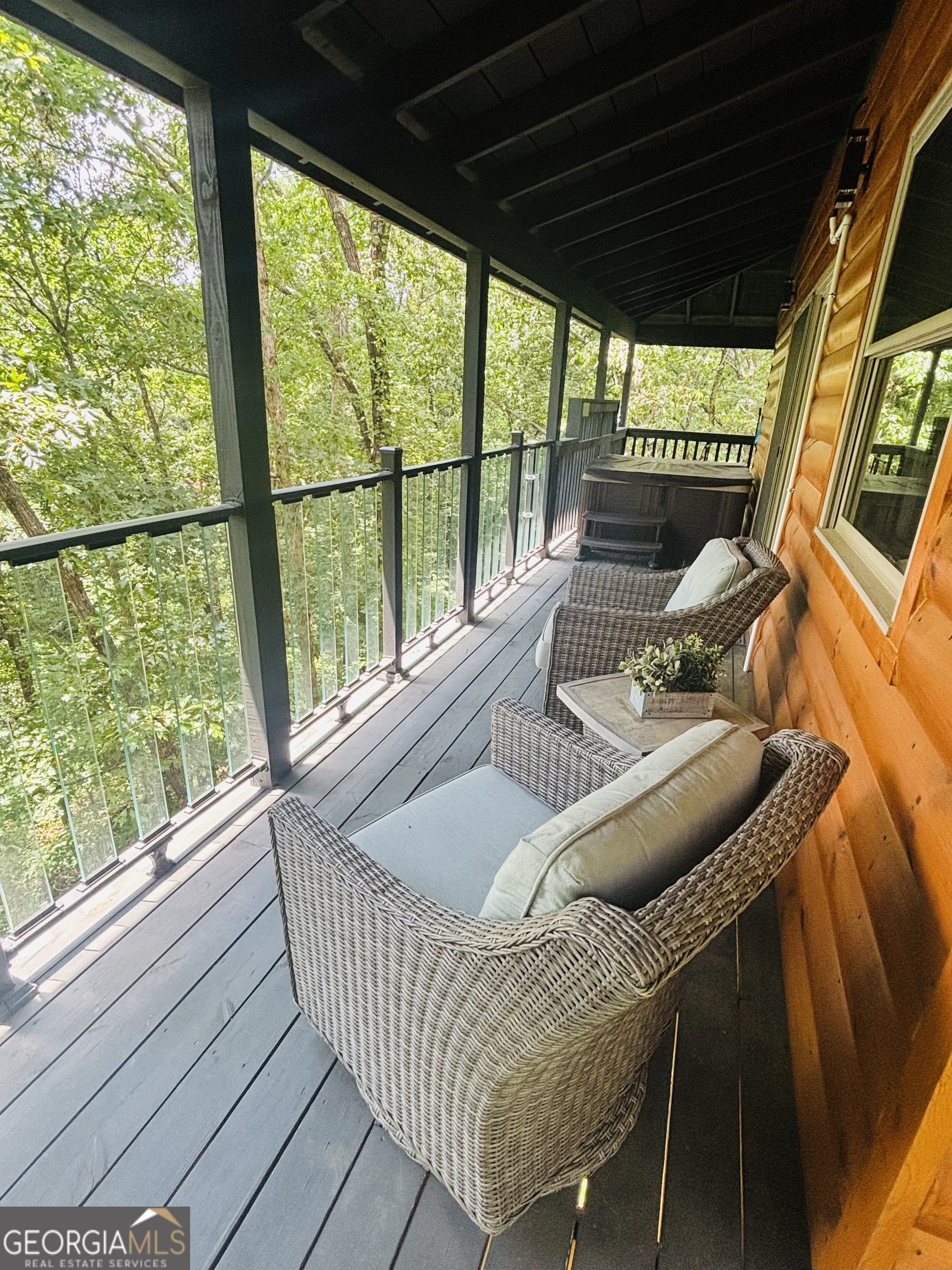 Cleveland, Georgia, 30528, United States, 1 Bedroom Bedrooms, ,1 BathroomBathrooms,Residential,For Sale,1864769