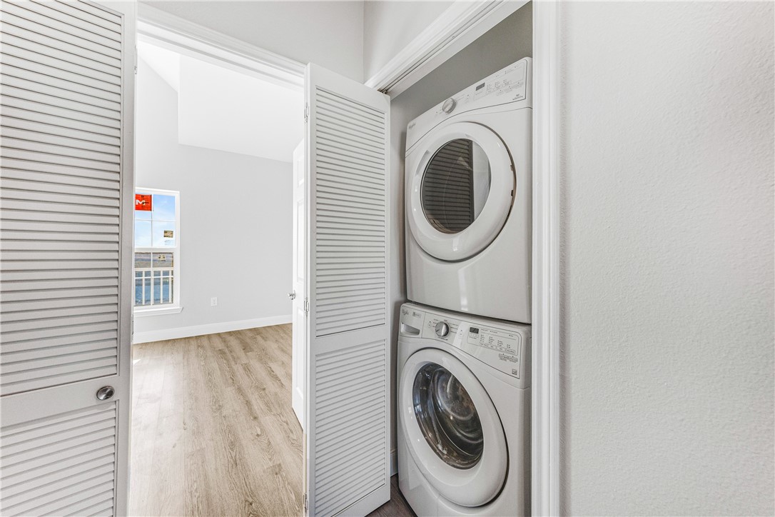 Corpus Christi, Texas, 78418, United States, 4 Bedrooms Bedrooms, ,4 BathroomsBathrooms,Residential,For Sale,1994384