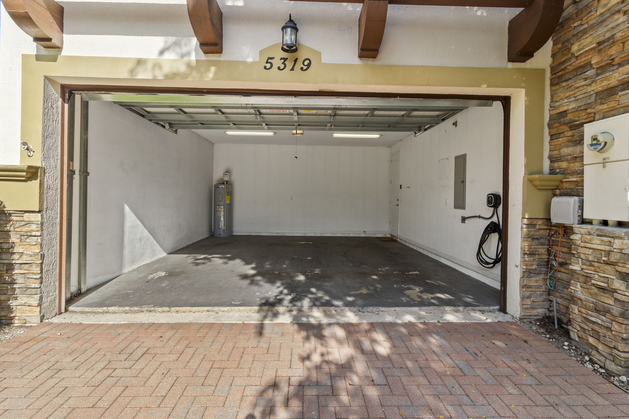  5319 Falcon Trail, Davie, FL 33314 - 物件實景