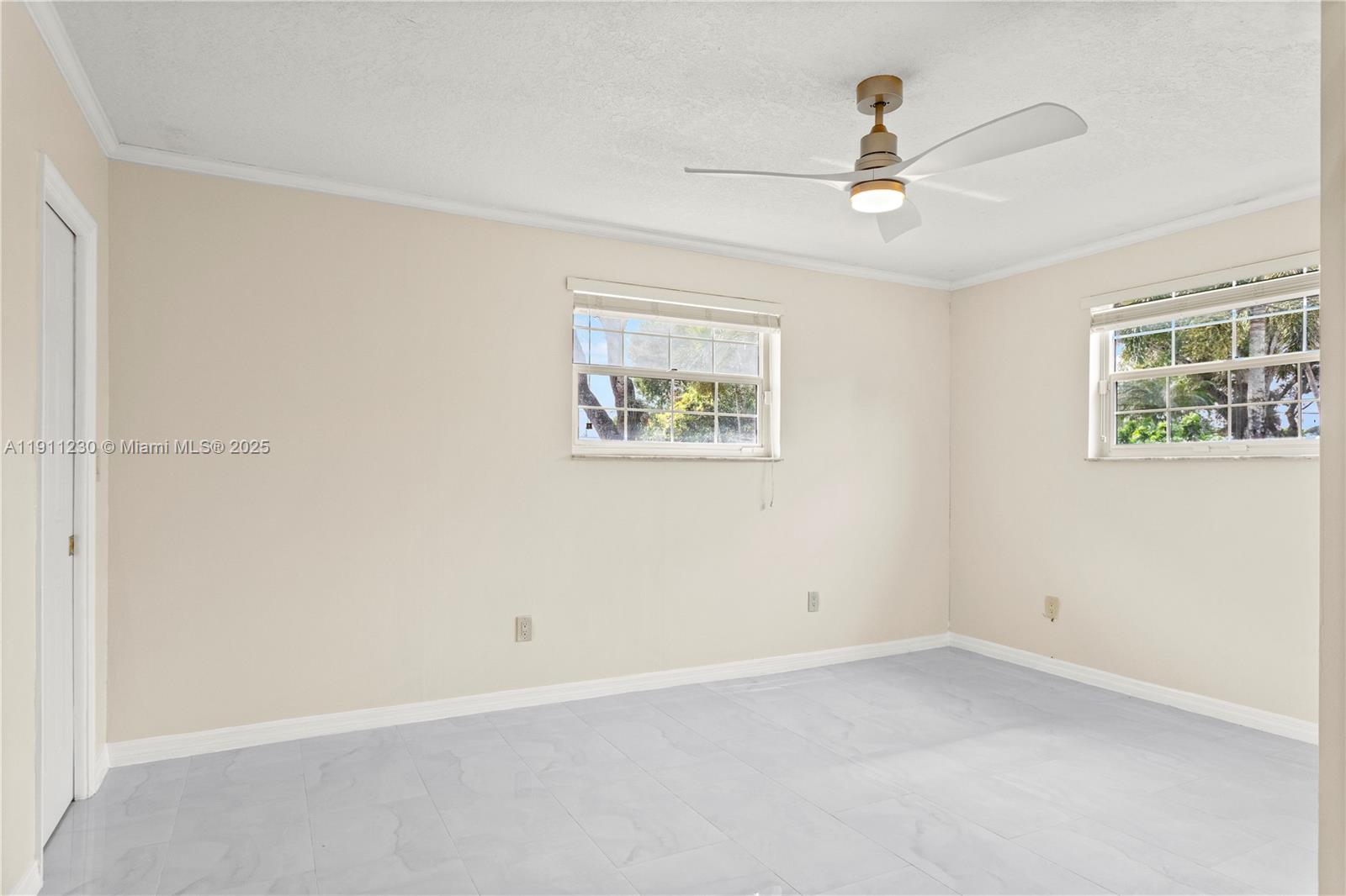 Davie, Florida, 33325, United States, 4 Bedrooms Bedrooms, ,3 BathroomsBathrooms,Residential,For Sale,1990882