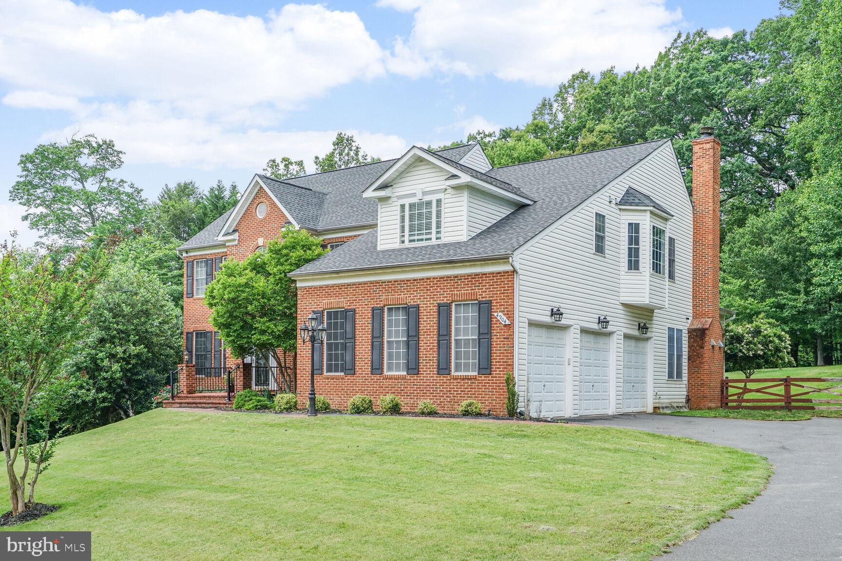 Woodbridge, Virginia, 22192, United States, 5 Bedrooms Bedrooms, ,5 BathroomsBathrooms,Residential,For Sale,1825491