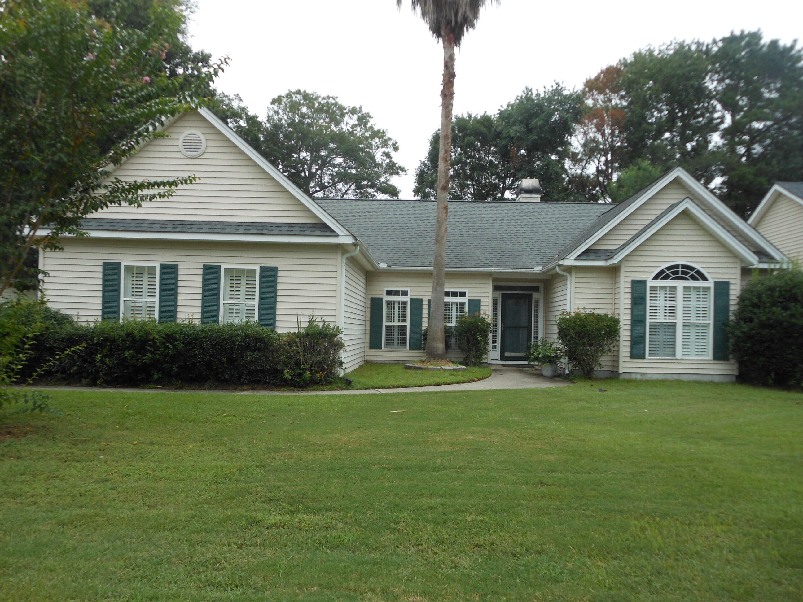 North Charleston, South Carolina, 29418, United States, 4 Bedrooms Bedrooms, ,2 BathroomsBathrooms,Residential,For Sale,2049473