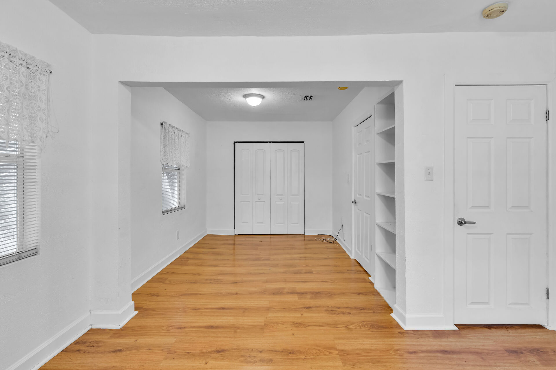  2804 Harris Ave - 物件實景