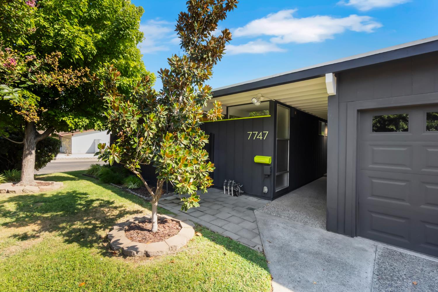 Citrus Heights, California, 95610, United States, 4 Bedrooms Bedrooms, ,2 BathroomsBathrooms,Residential,For Sale,1940276