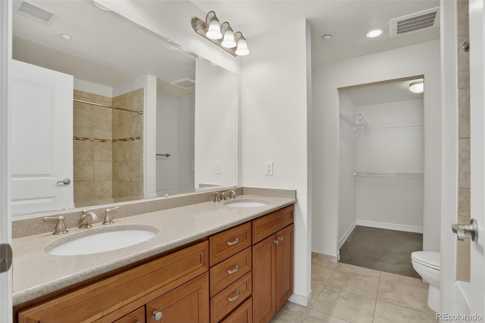Denver, Colorado, 80210, United States, 2 Bedrooms Bedrooms, ,2 BathroomsBathrooms,Residential,For Sale,1805230