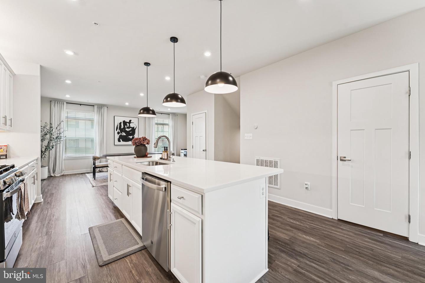 Accokeek, Maryland, 20607, United States, 3 Bedrooms Bedrooms, ,4 BathroomsBathrooms,Residential,For Sale,1954957