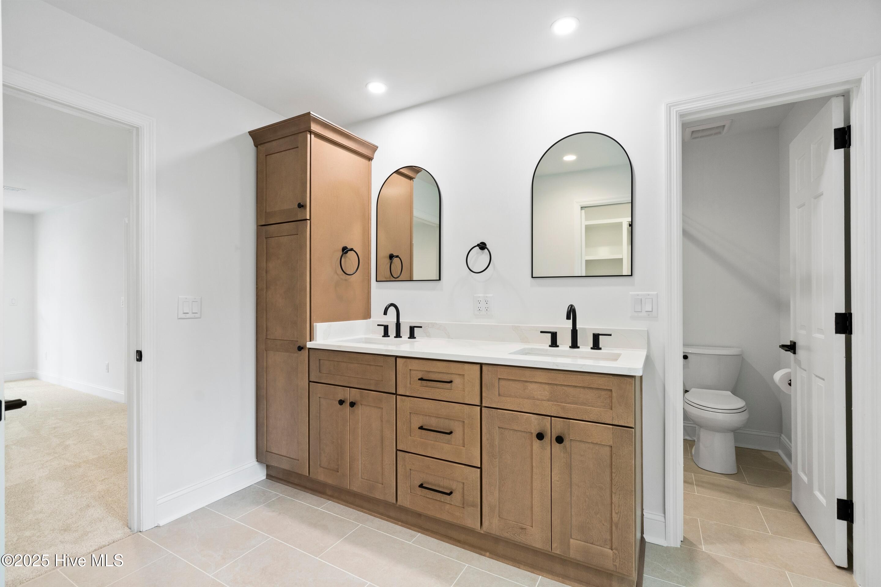 Wilmington, North Carolina, 28412, United States, 4 Bedrooms Bedrooms, ,3 BathroomsBathrooms,Residential,For Sale,1970175