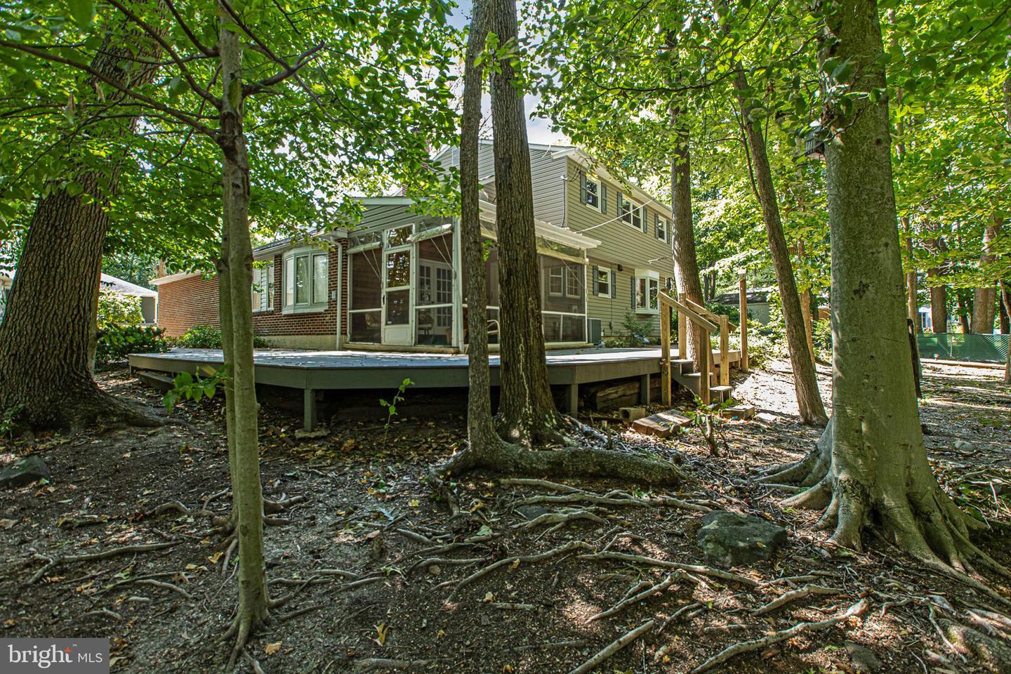 WILMINGTON, Delaware, 19810, United States, 4 Bedrooms Bedrooms, ,3 BathroomsBathrooms,Residential,For Sale,1990467