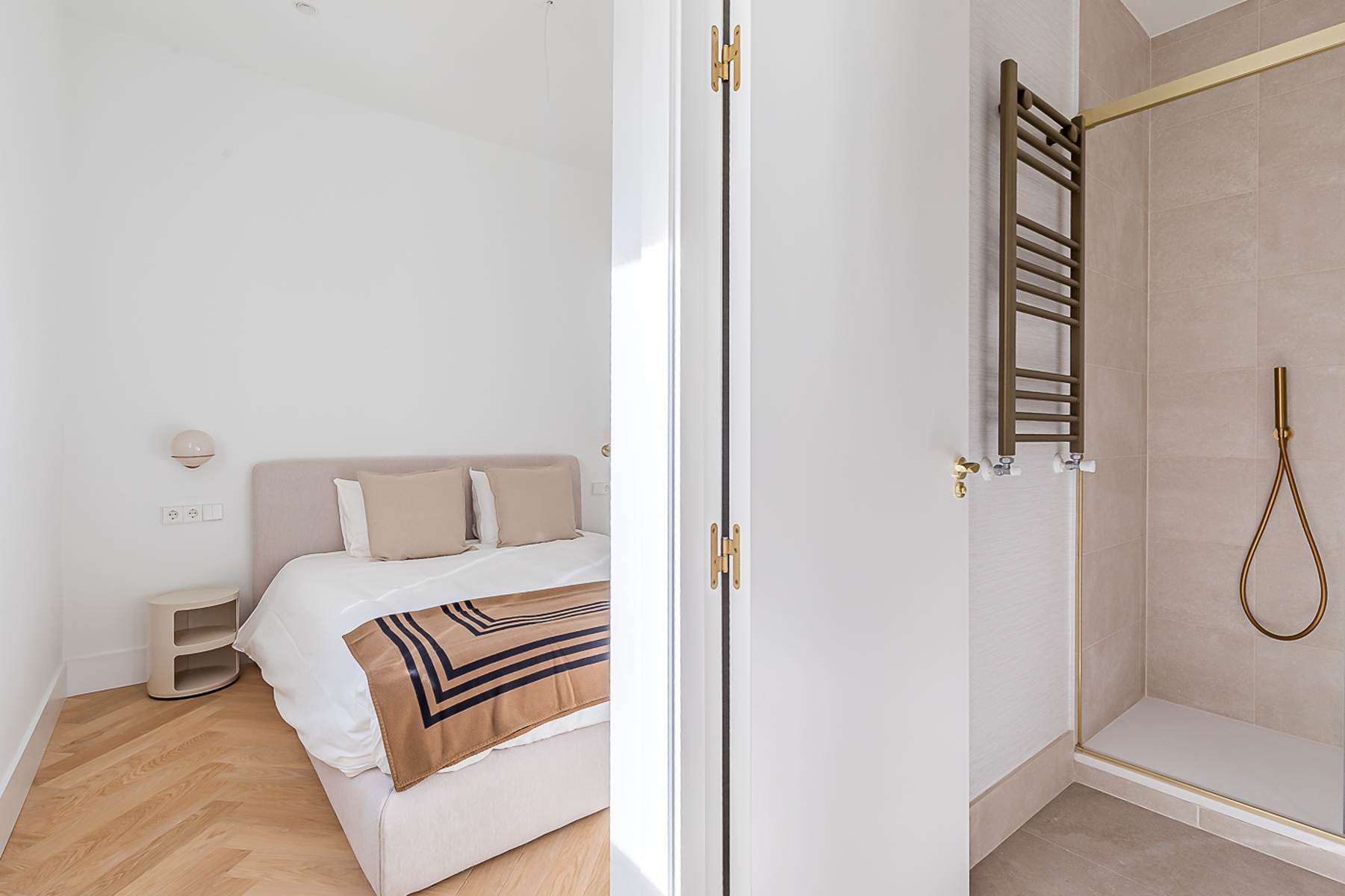  Spaciousness, light, and personality in Malasaña - 物件實景
