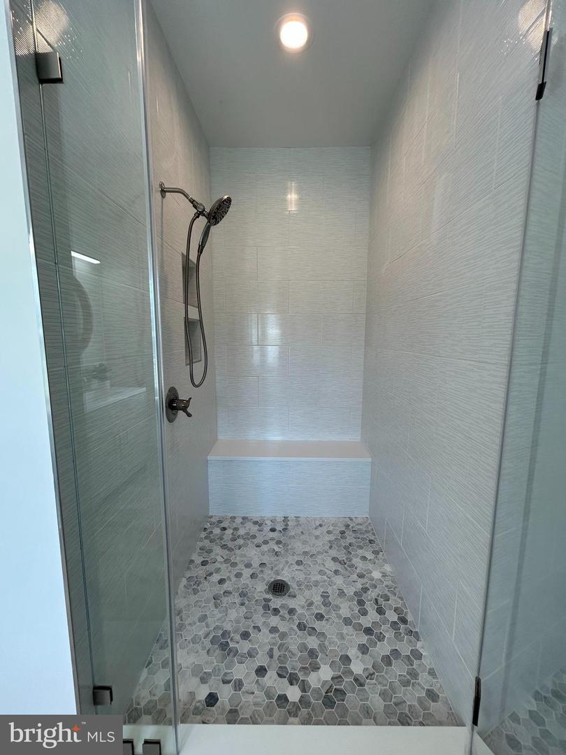 Queenstown, Maryland, 21658, United States, 5 Bedrooms Bedrooms, ,5 BathroomsBathrooms,Residential,For Sale,1907636