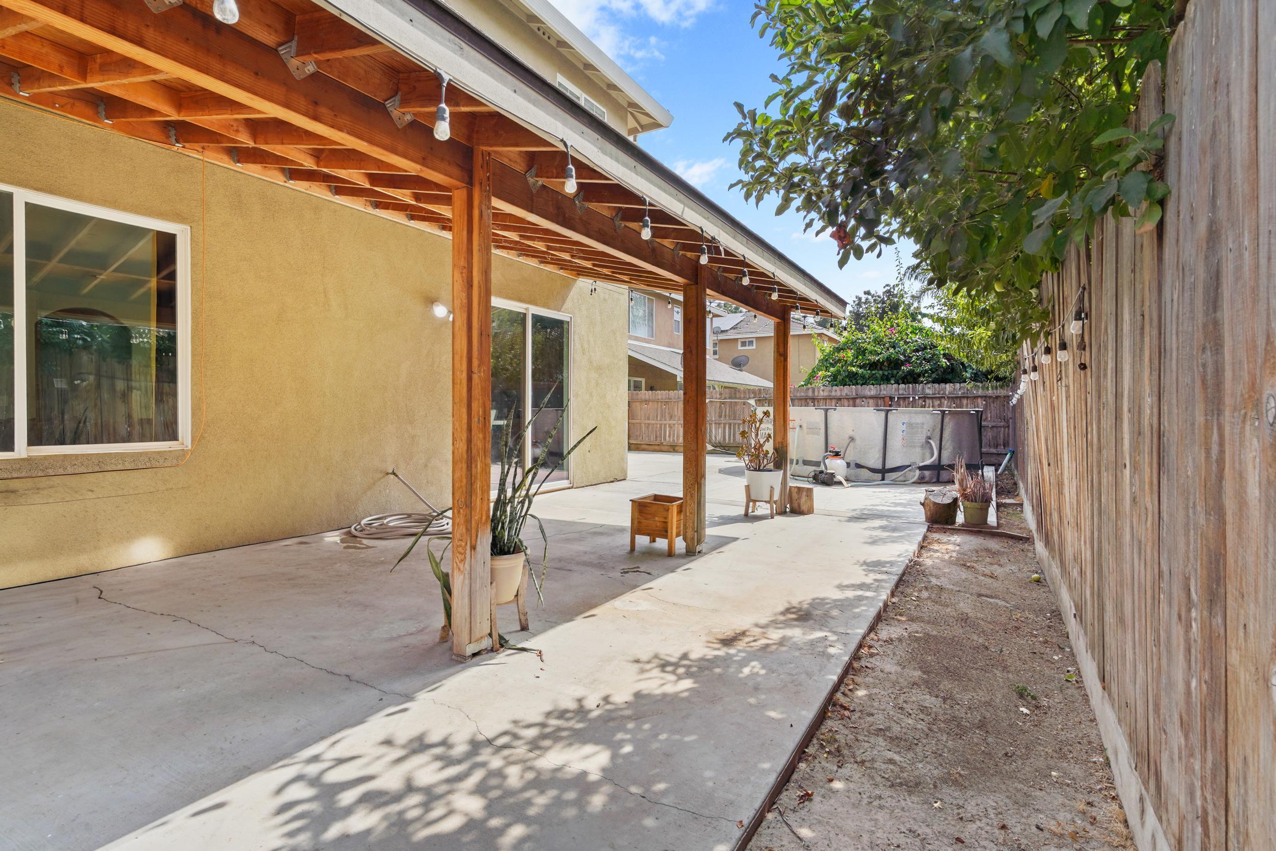 Porterville, California, 93257, United States, 5 Bedrooms Bedrooms, ,3 BathroomsBathrooms,Residential,For Sale,1983306