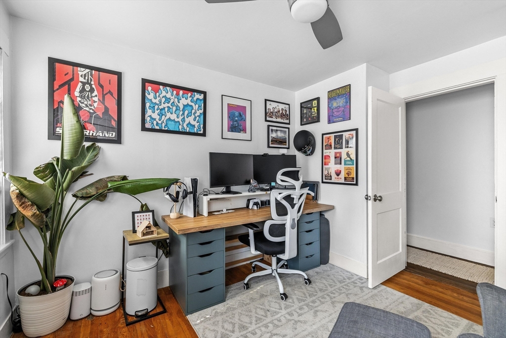 Swampscott, Massachusetts, 01907, United States, 3 Bedrooms Bedrooms, ,2 BathroomsBathrooms,Residential,For Sale,1979300