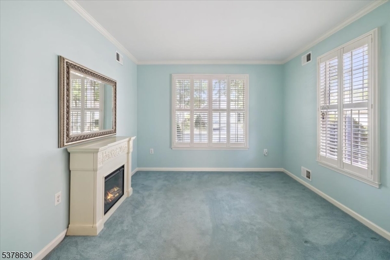 Franklin Twp., New Jersey, 08873, United States, 2 Bedrooms Bedrooms, ,3 BathroomsBathrooms,Residential,For Sale,1940389