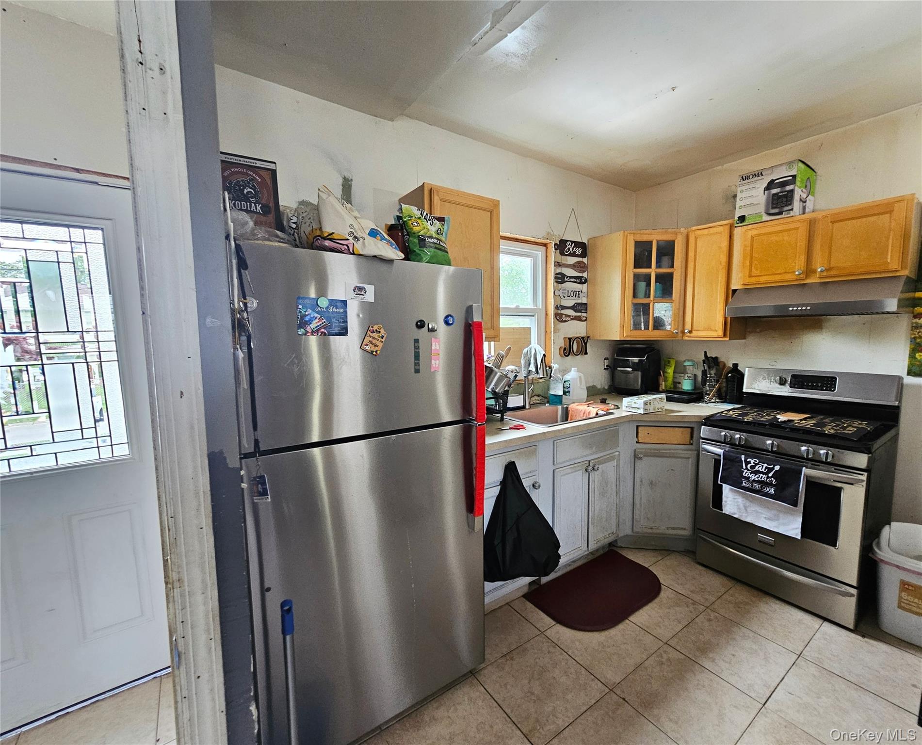 Copiague, New York, 11726, United States, 7 Bedrooms Bedrooms, ,3 BathroomsBathrooms,Residential,For Sale,2049033