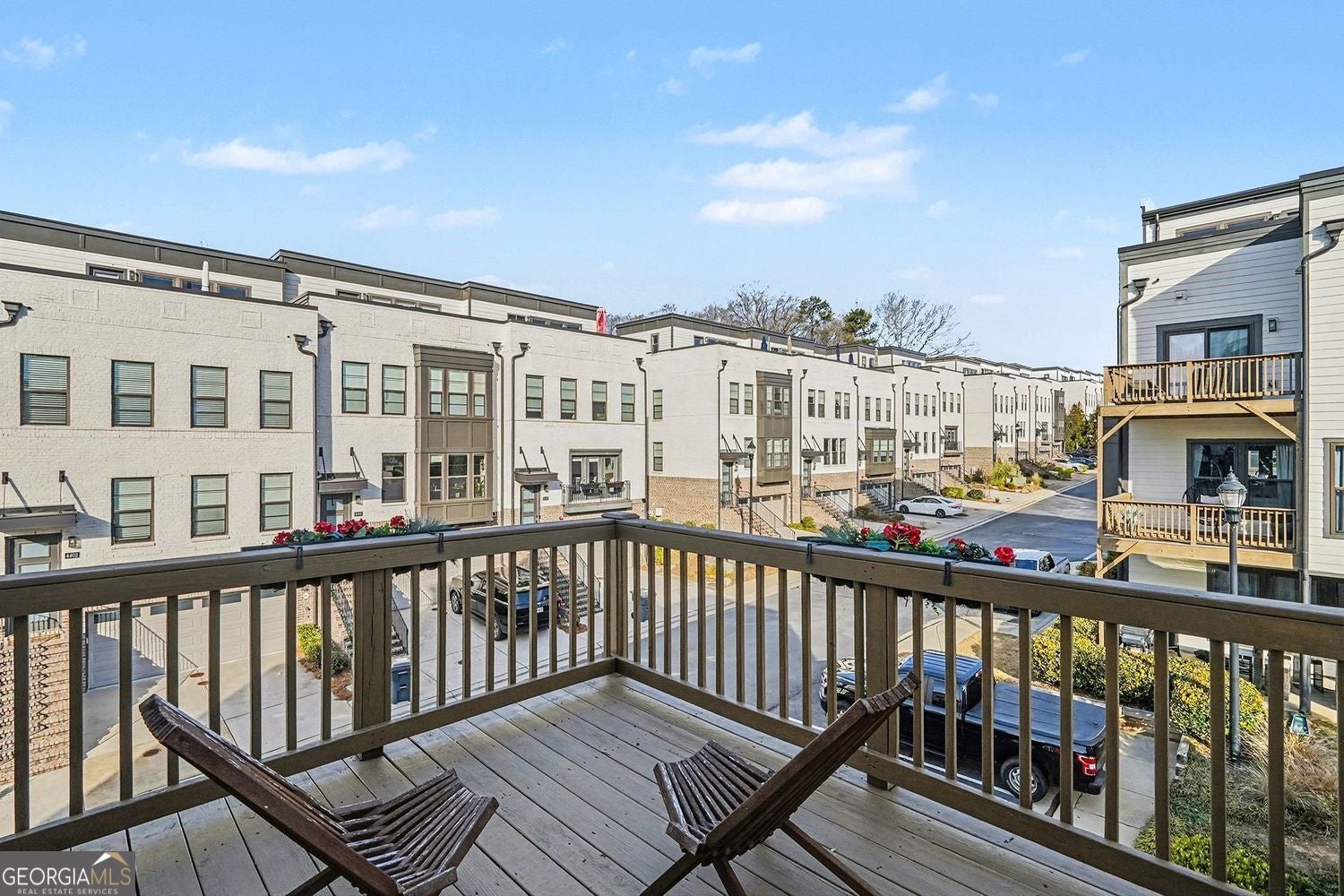 Smyrna, Georgia, 30080, United States, 4 Bedrooms Bedrooms, ,5 BathroomsBathrooms,Residential,For Sale,2013139