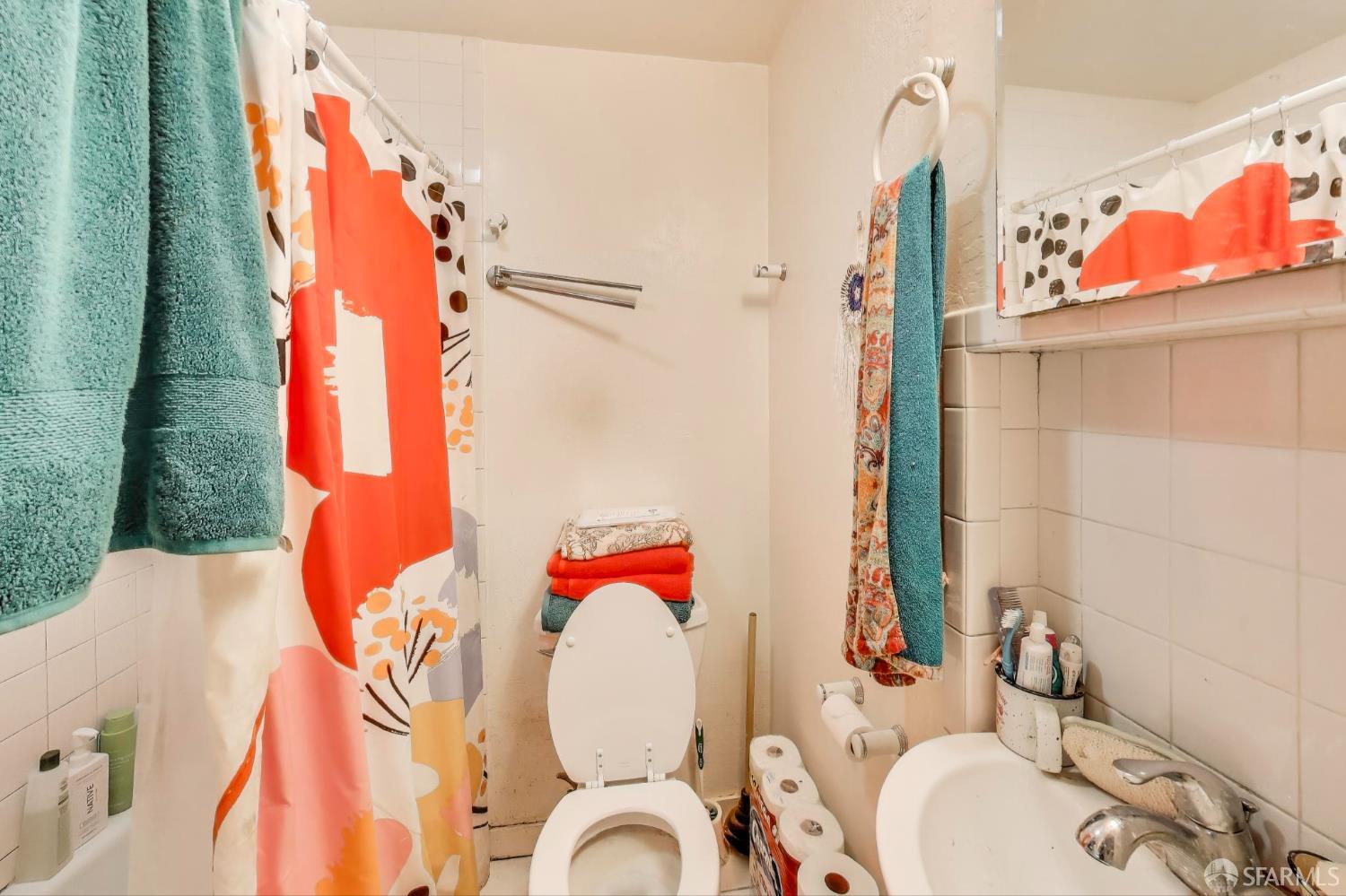 San Francisco, California, 94133, United States, 4 Bedrooms Bedrooms, ,4 BathroomsBathrooms,Residential,For Sale,2015052