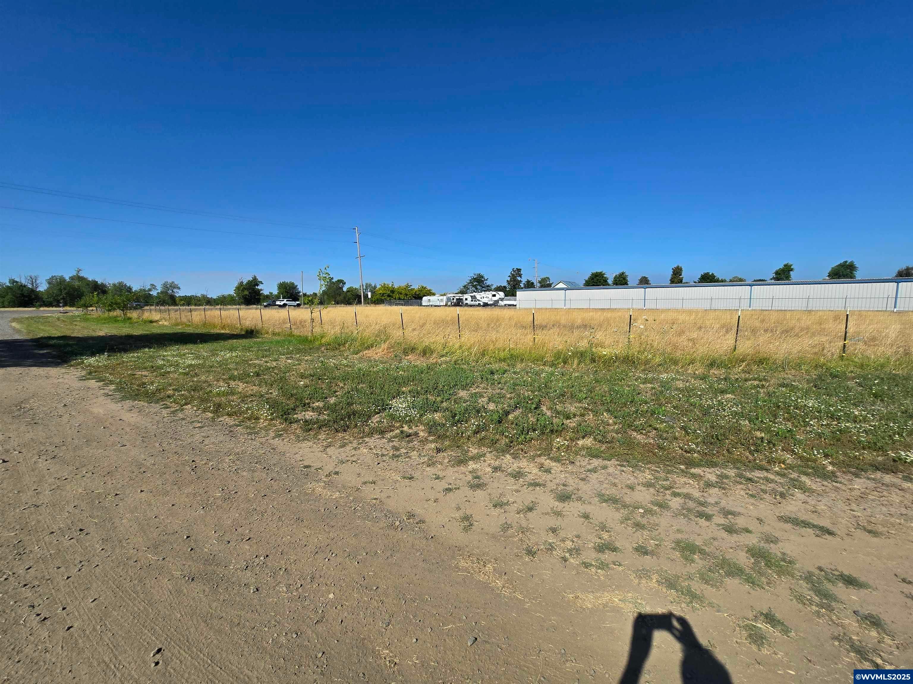 Lebanon, Oregon, 97355, United States, 3 Bedrooms Bedrooms, ,2 BathroomsBathrooms,Residential,For Sale,1911753