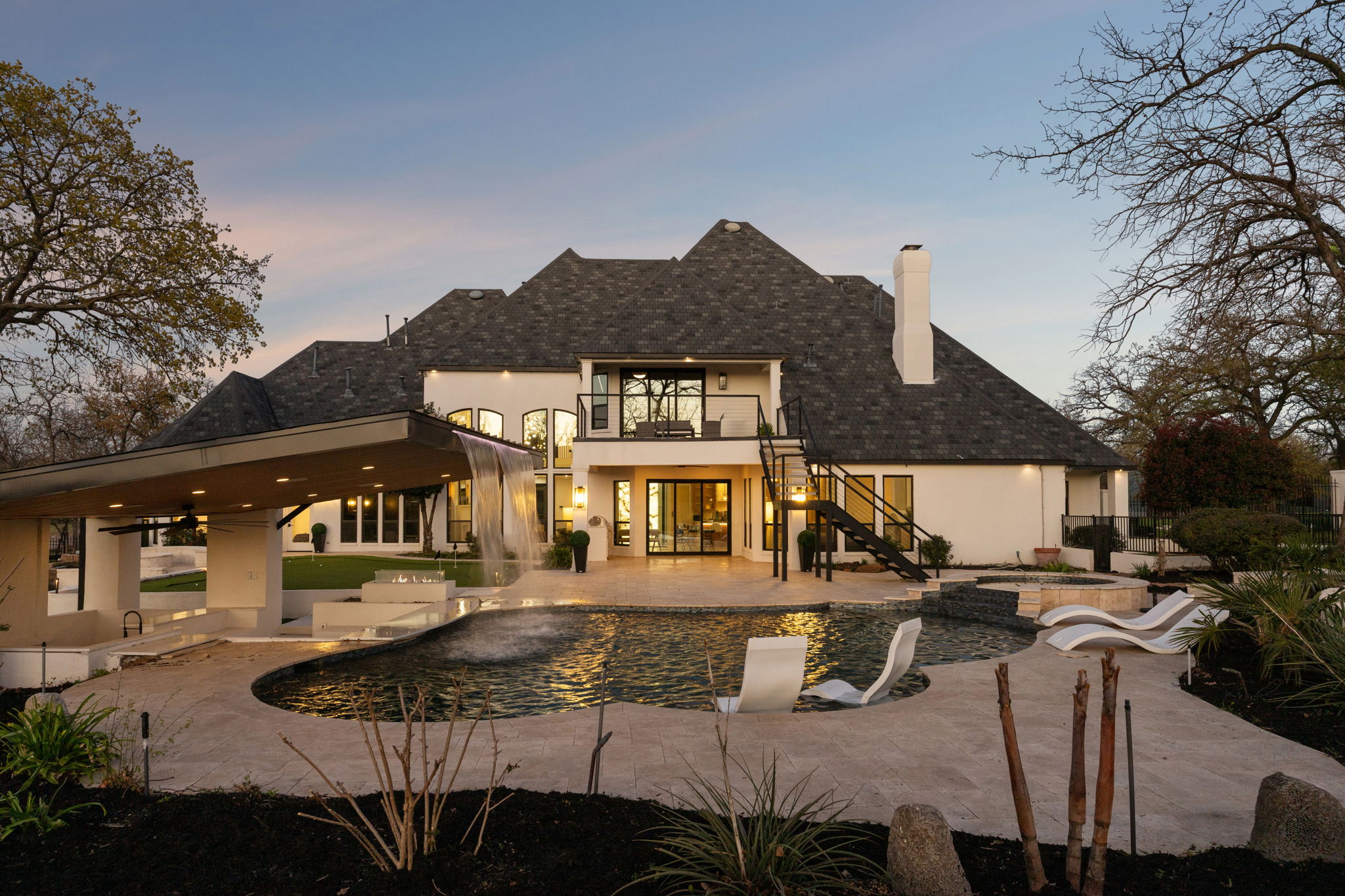  6001 Pine Valley Drive - 物件實景