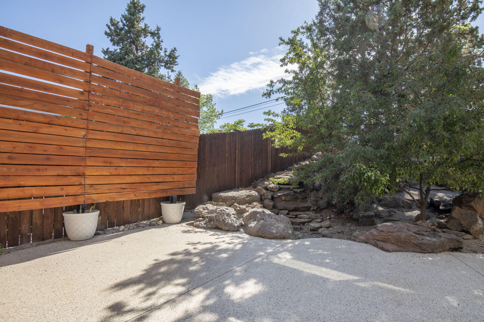 Bend, Oregon, 97701, United States, 3 Bedrooms Bedrooms, ,3 BathroomsBathrooms,Residential,For Sale,1898955