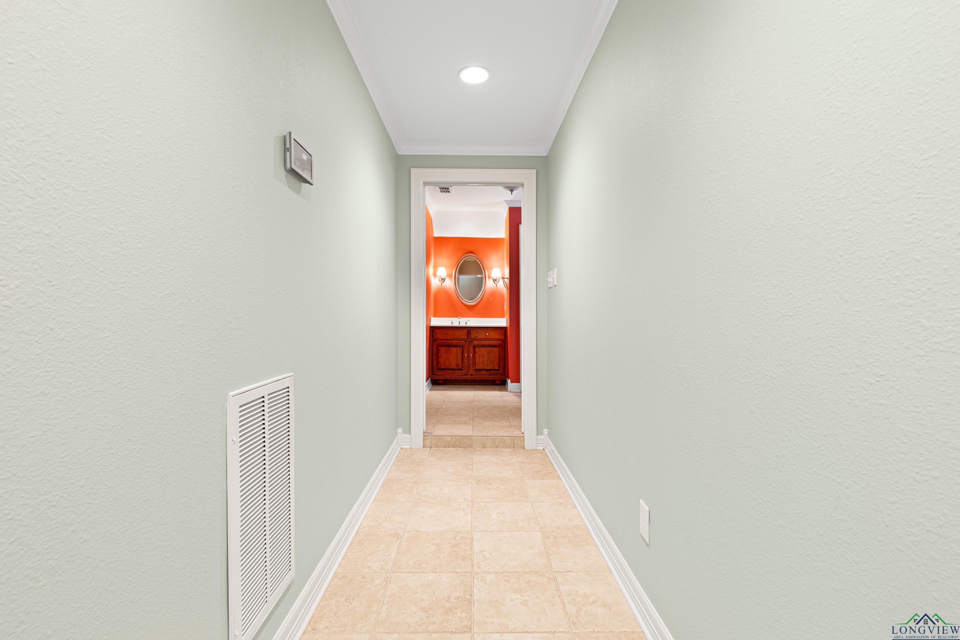 Longview, Texas, 75605, United States, 4 Bedrooms Bedrooms, ,6 BathroomsBathrooms,Residential,For Sale,1907778