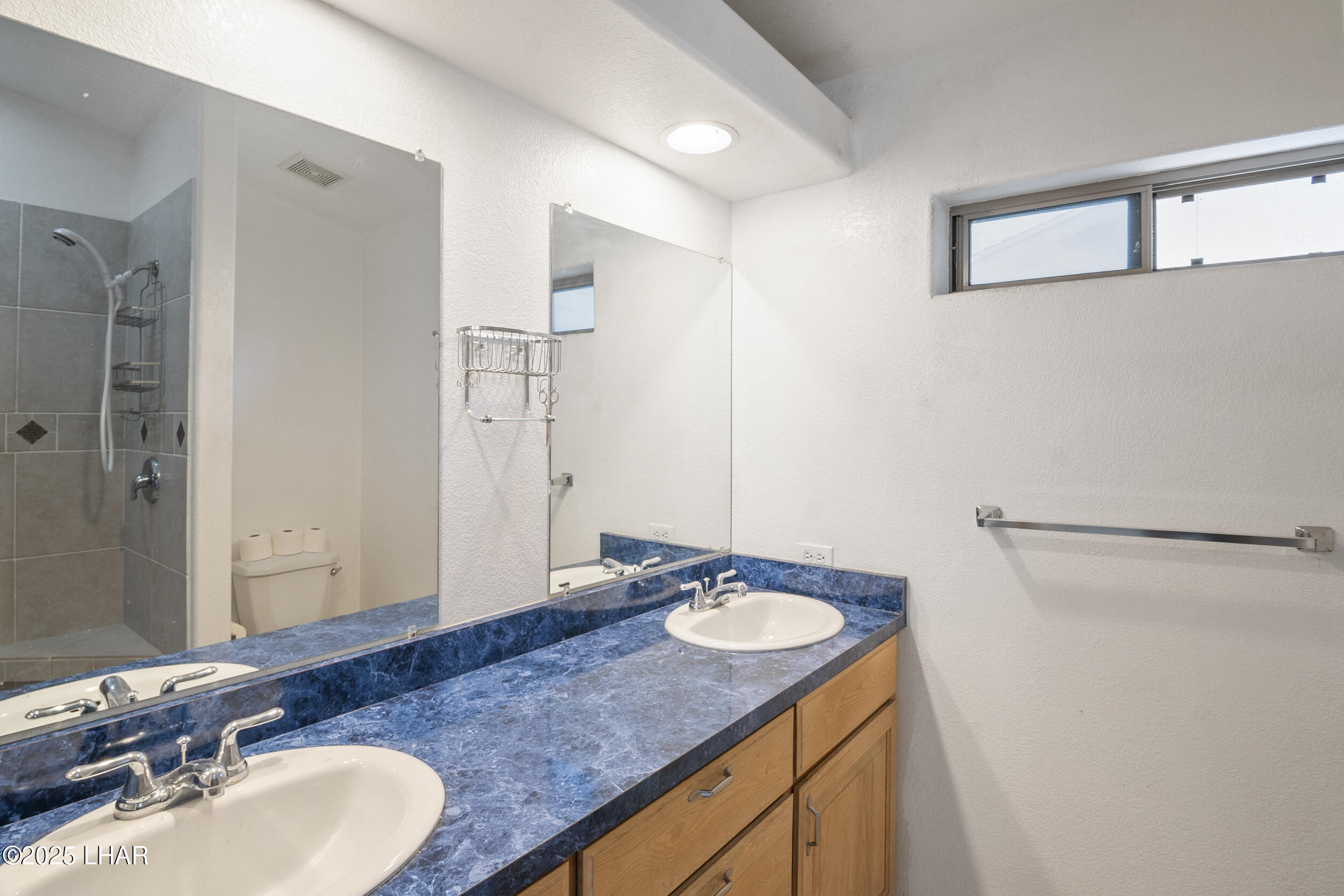 Lake Havasu City, Arizona, 86406, United States, 3 Bedrooms Bedrooms, ,1 BathroomBathrooms,Residential,For Sale,1838227