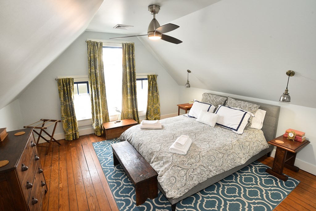 Cape Charles, Virginia, 23310, United States, 3 Bedrooms Bedrooms, ,4 BathroomsBathrooms,Residential,For Sale,1826996