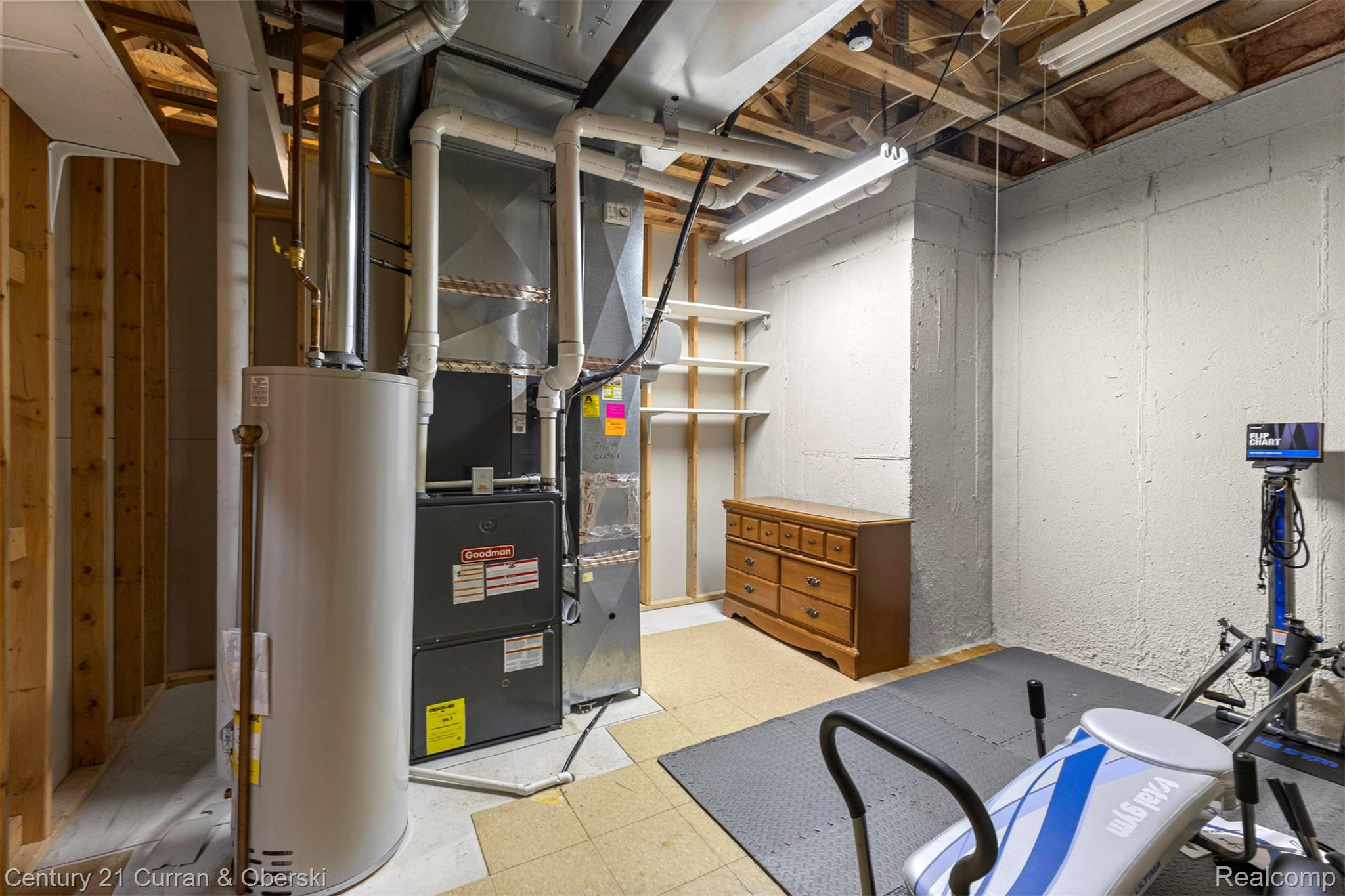 Shelby Charter Township, Michigan, 48316, United States, 2 Bedrooms Bedrooms, ,4 BathroomsBathrooms,Residential,For Sale,1977088