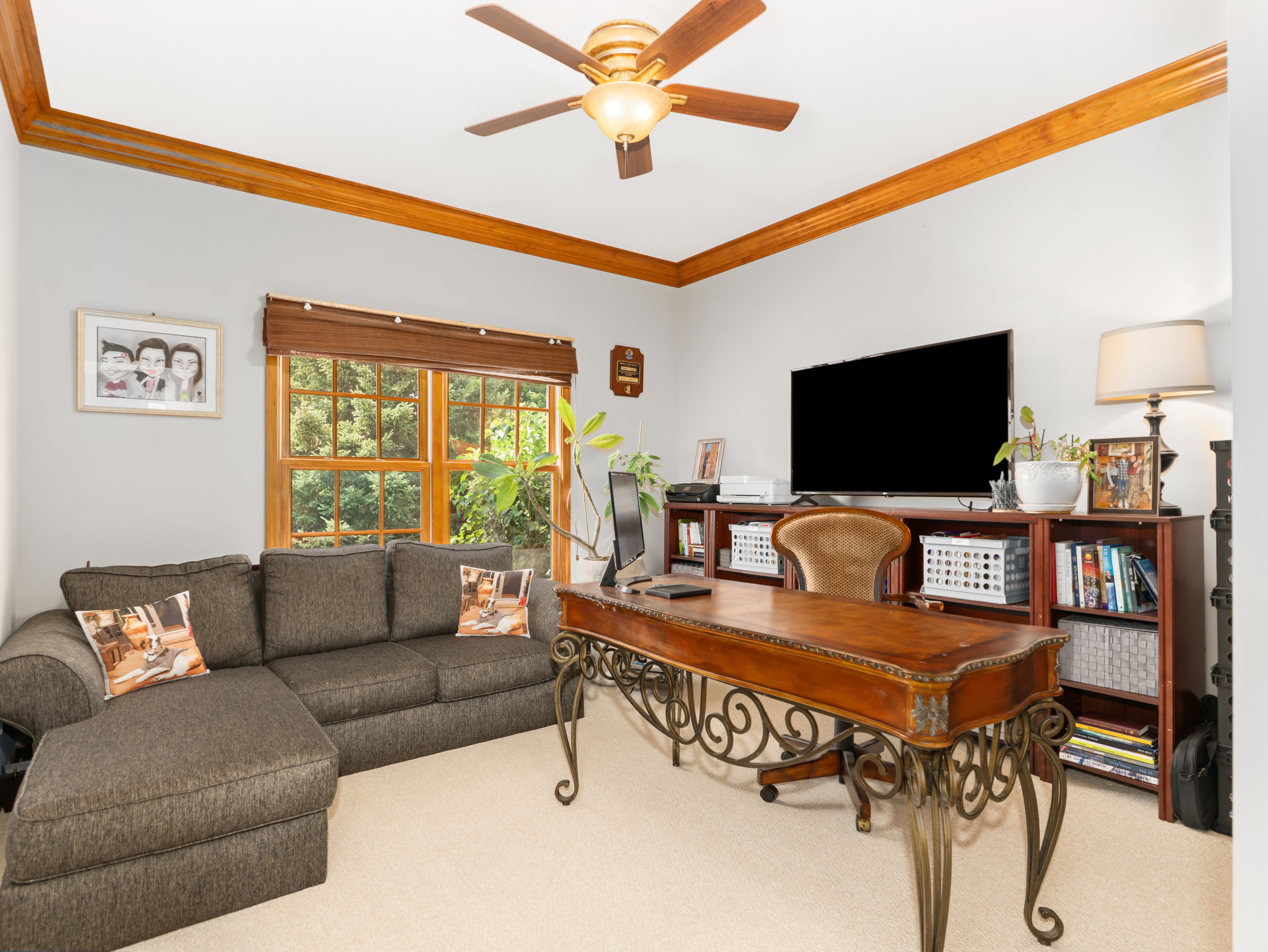  Welcome To An Exceptional Custom Home - 物件實景