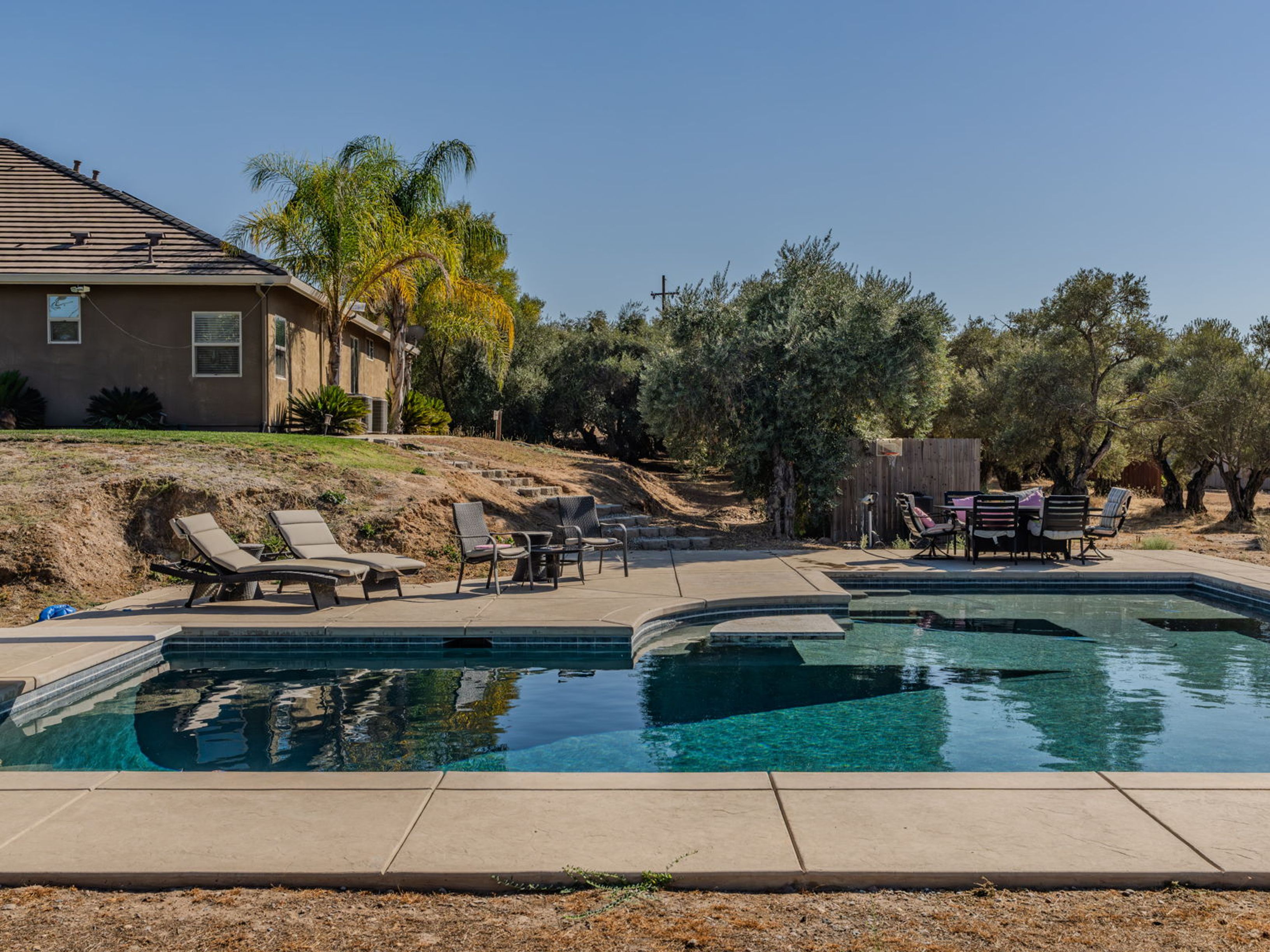  5250 West Lake Road, Valley Springs, CA 95252 - 物件實景