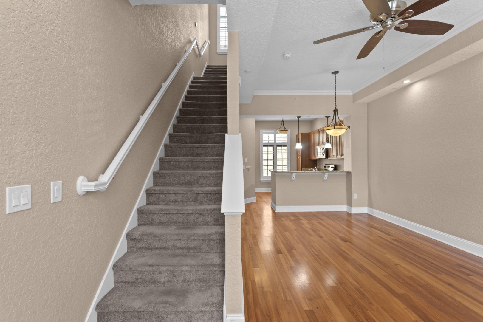 Tampa, Florida, 33606, United States, 3 Bedrooms Bedrooms, ,3 BathroomsBathrooms,Residential,For Sale,2012013