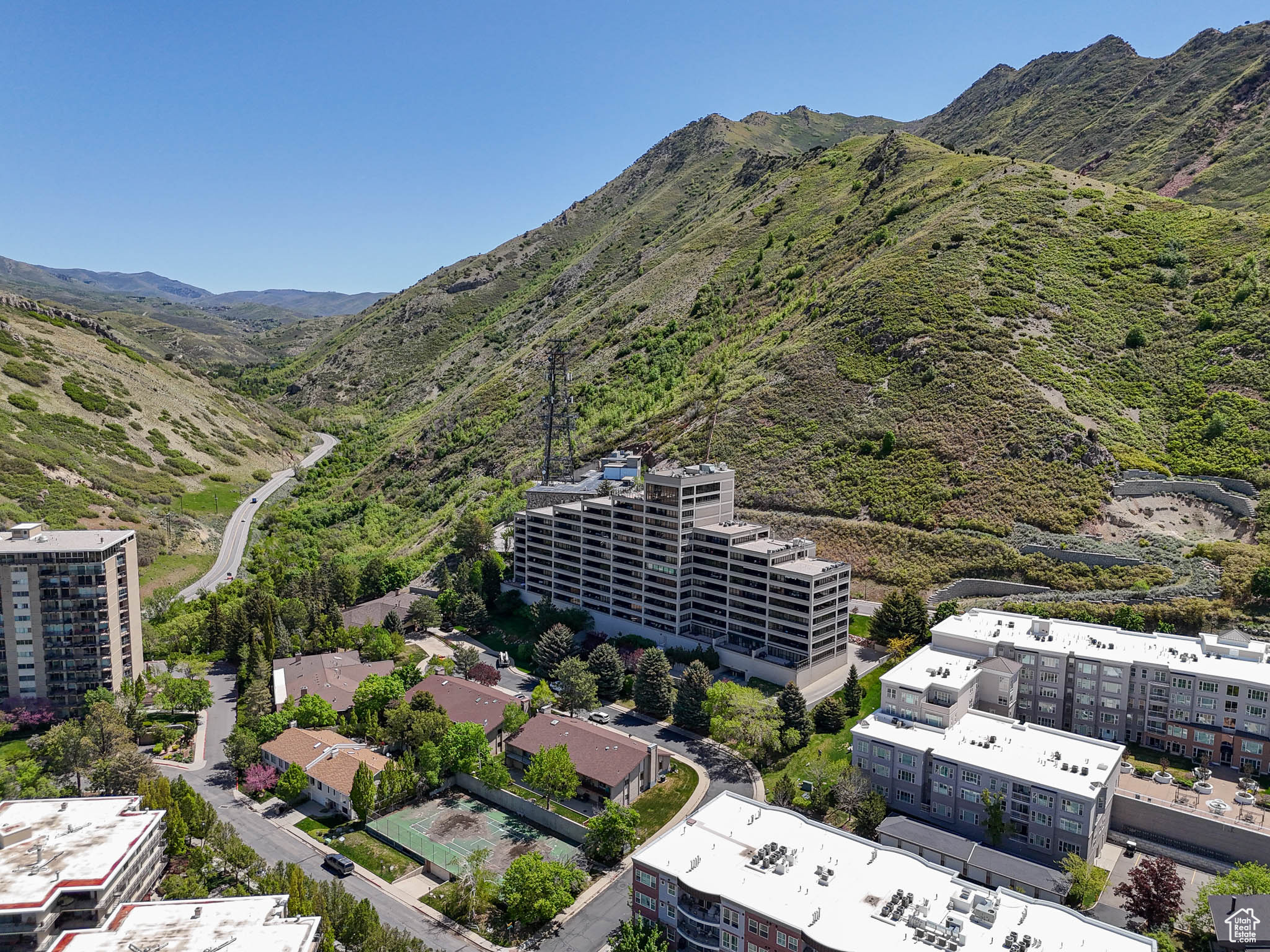 Salt Lake City, Utah, 84108, United States, 2 Bedrooms Bedrooms, ,1 BathroomBathrooms,Residential,For Sale,1805689