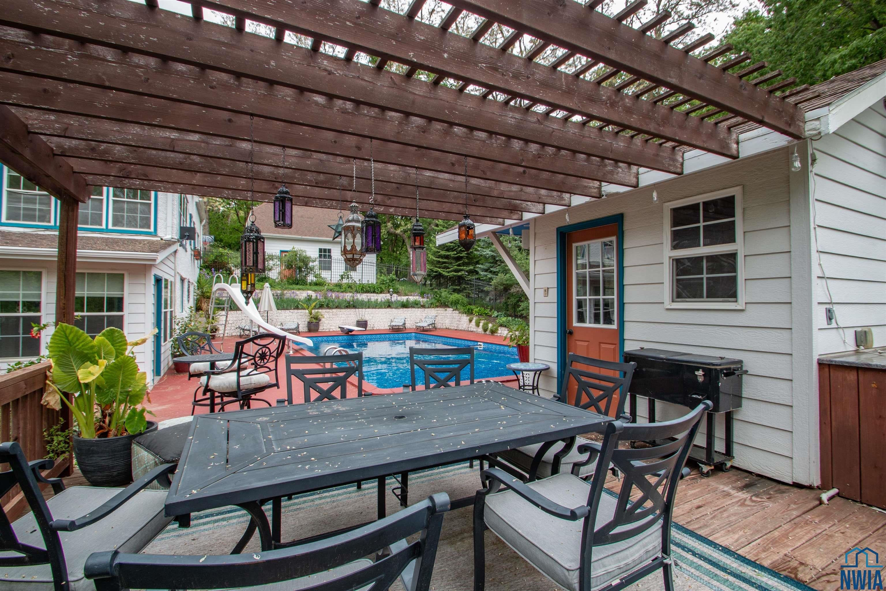 Sioux City, Iowa, 51103, United States, 5 Bedrooms Bedrooms, ,3 BathroomsBathrooms,Residential,For Sale,1976502