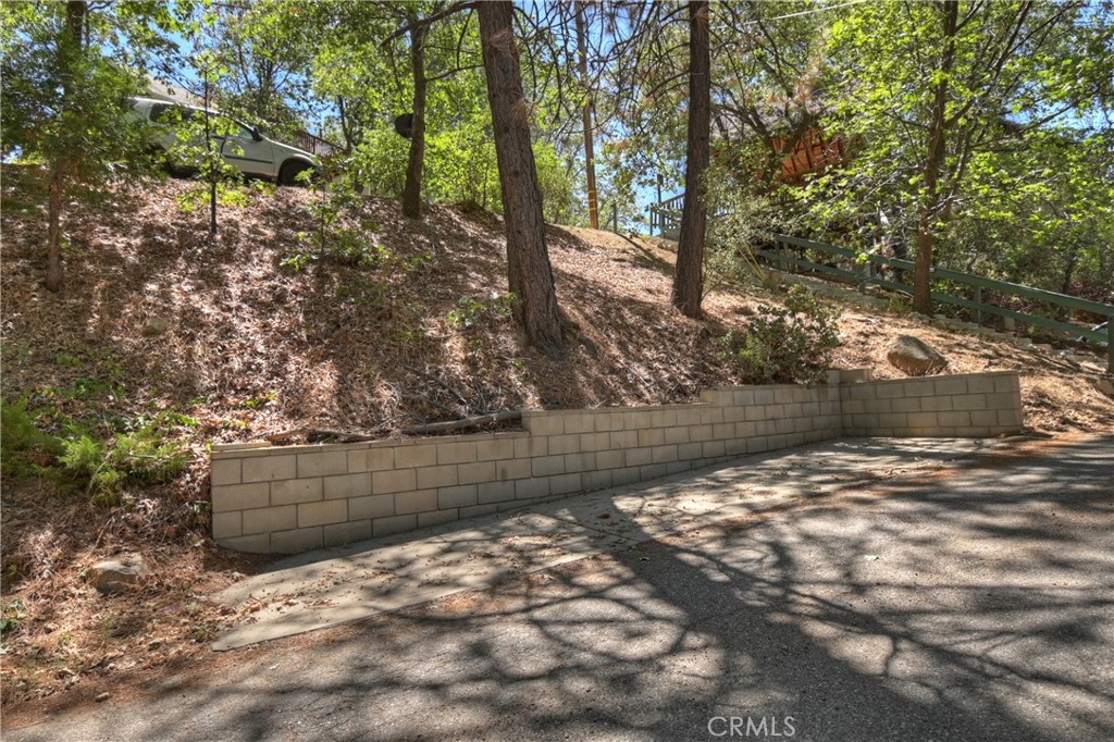 Lake Arrowhead, California, 92352, United States, 4 Bedrooms Bedrooms, ,2 BathroomsBathrooms,Residential,For Sale,1955780