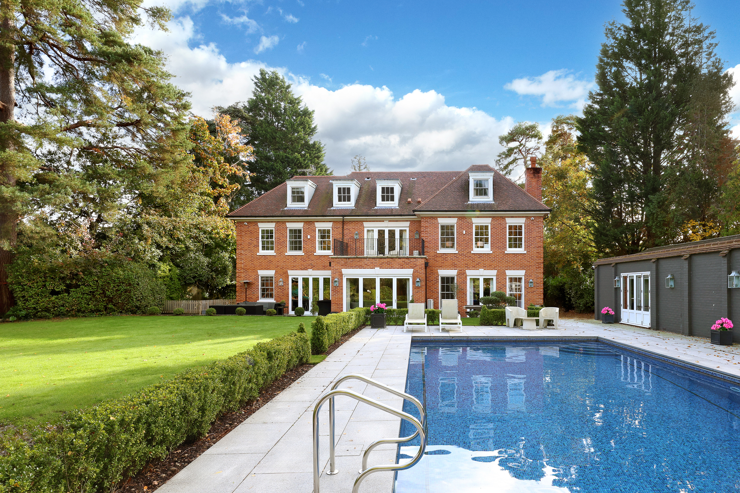  An impressive gated residence in South Ascot - 物件實景