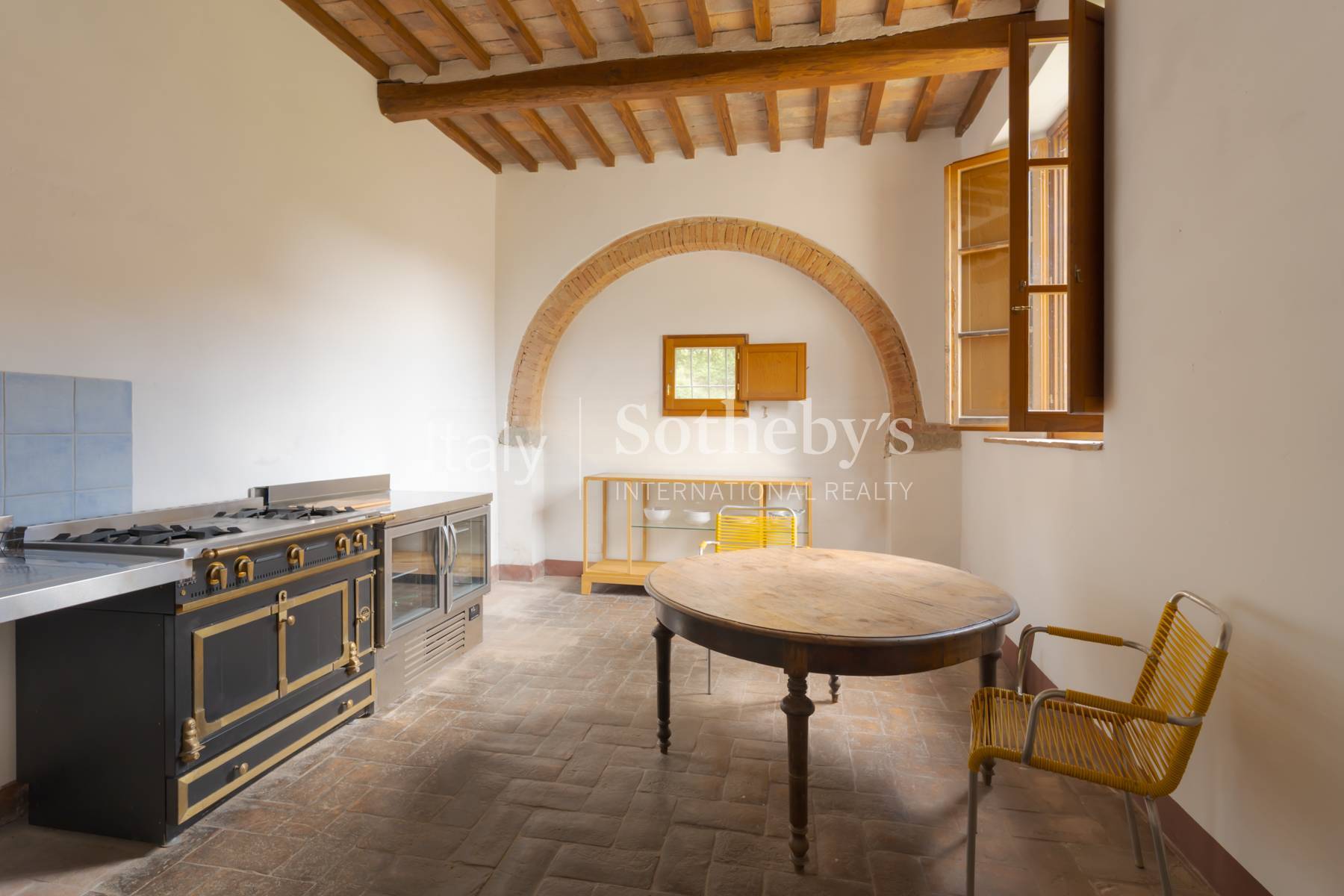  16th-century residence with majestic stone tub - 物件實景