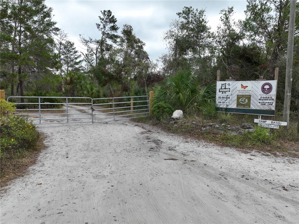 Ruskin, Florida, 33570, United States, ,Land,For Sale,1949764