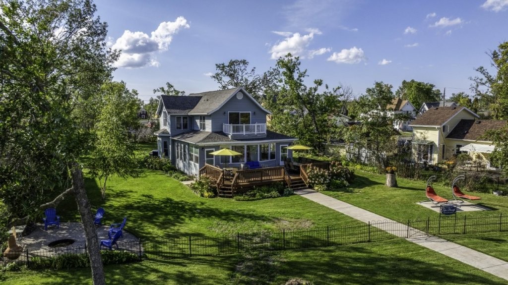 Bemidji, Minnesota, 56601, United States, 6 Bedrooms Bedrooms, ,2 BathroomsBathrooms,Residential,For Sale,2000102