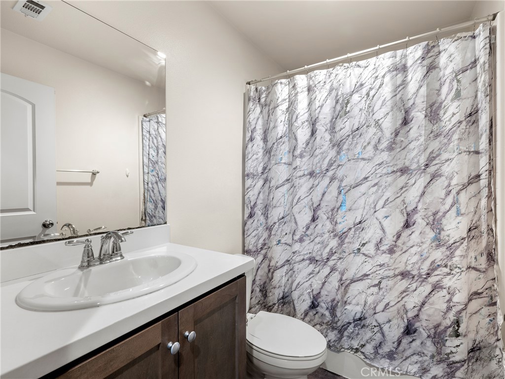 Hesperia, California, 92345, United States, 4 Bedrooms Bedrooms, ,3 BathroomsBathrooms,Residential,For Sale,1874761