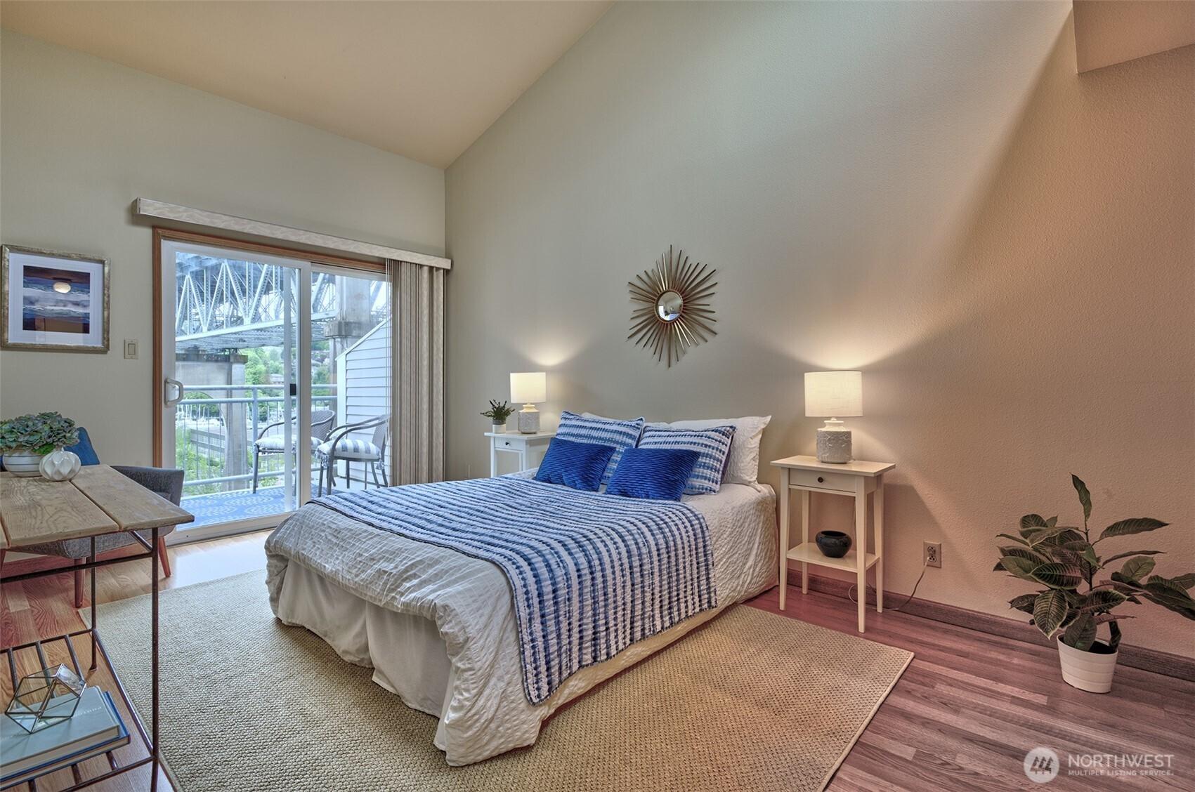 SEATTLE, Washington, 98103, United States, 2 Bedrooms Bedrooms, ,2 BathroomsBathrooms,Residential,For Sale,1794014