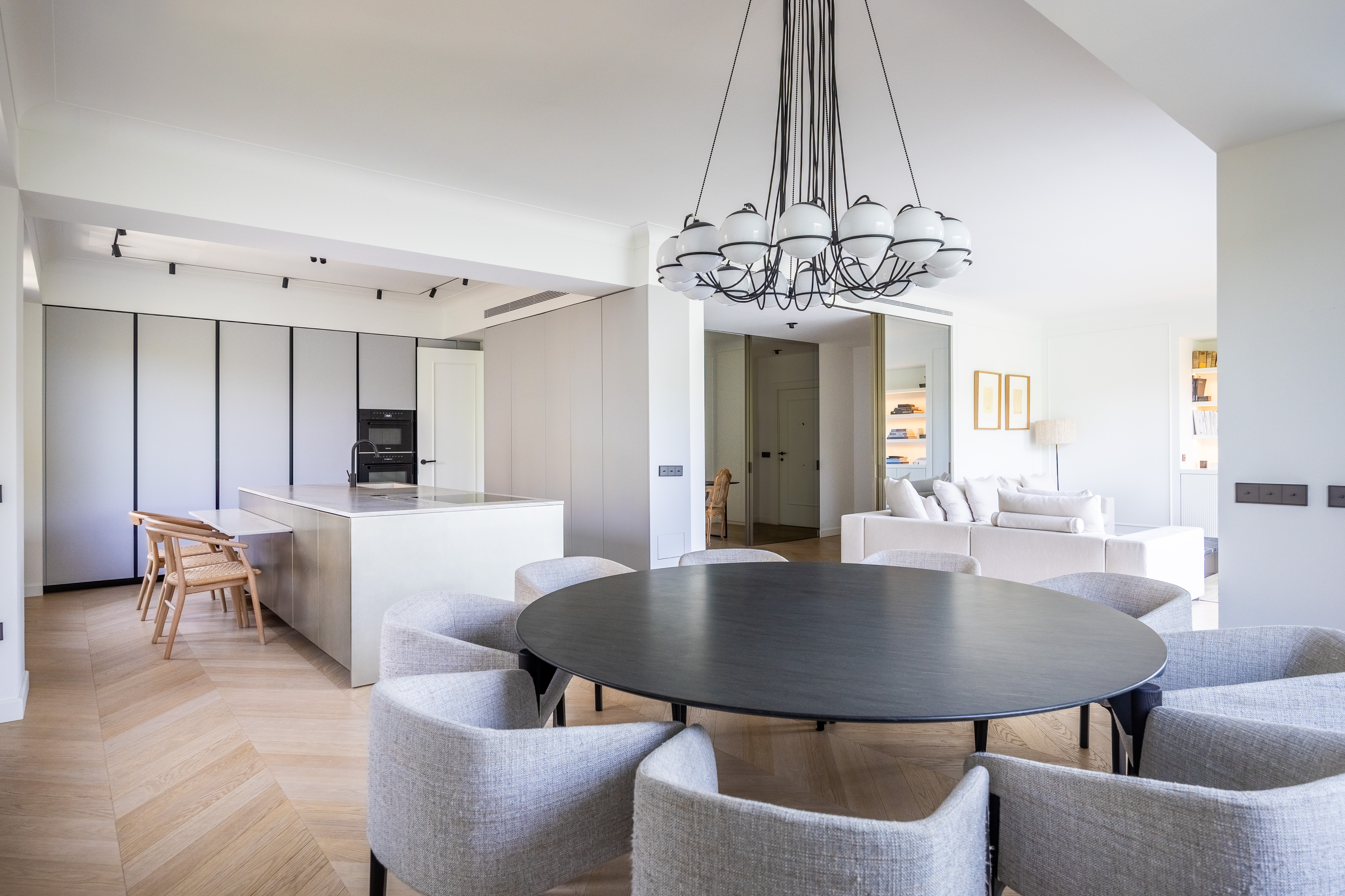 Elegant Renovated Apartment in Exclusive Area, Near Plaza de España, Seville - 物件實景