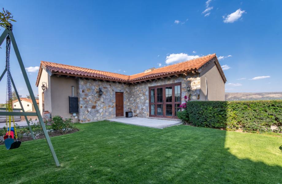San Miguel de Allende, Guanajuato, 37893, Mexico, 4 Bedrooms Bedrooms, ,4 BathroomsBathrooms,Residential,For Sale,1806112