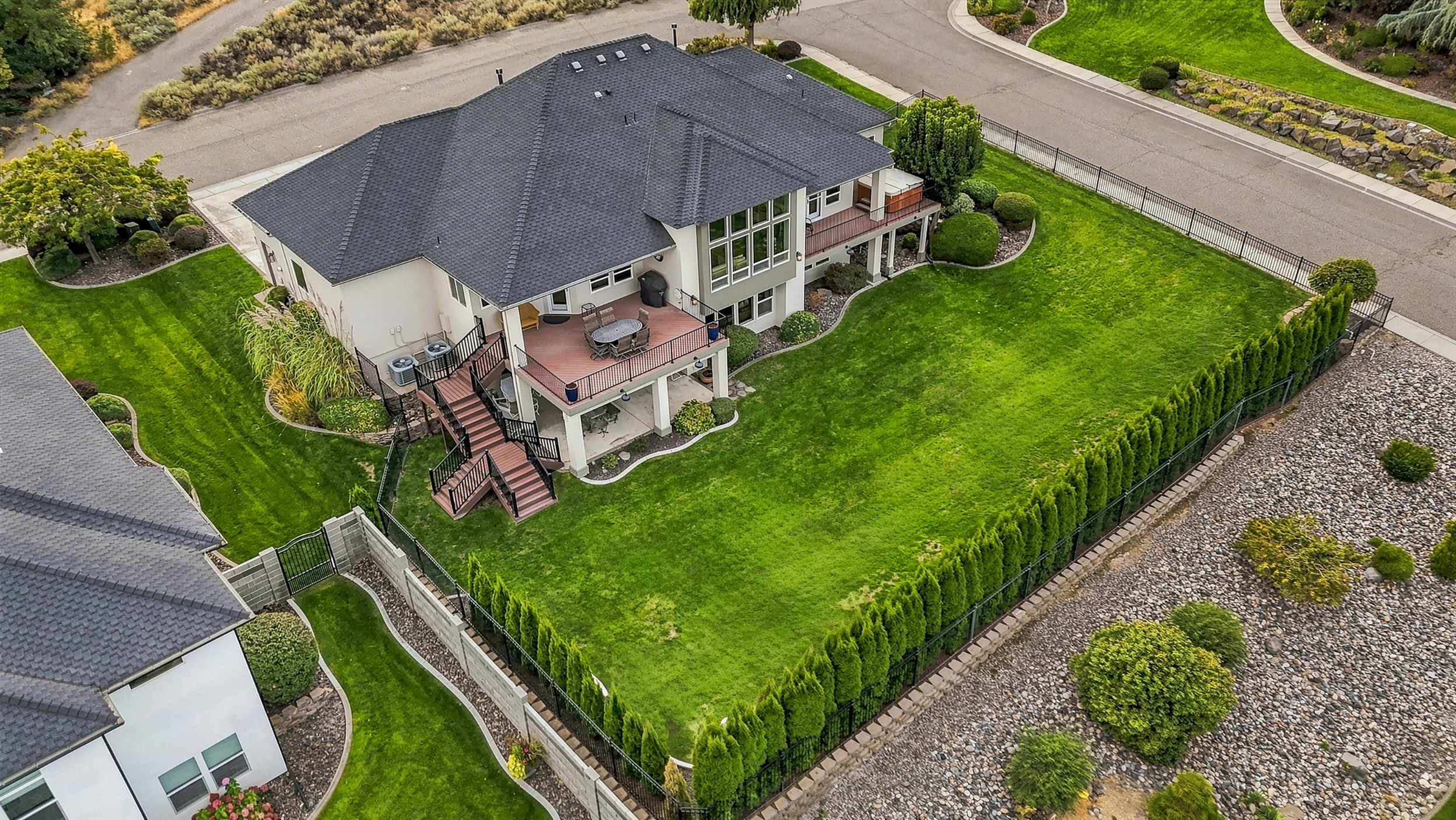  Welcome to 292 Meadow Hills Dr - 物件實景