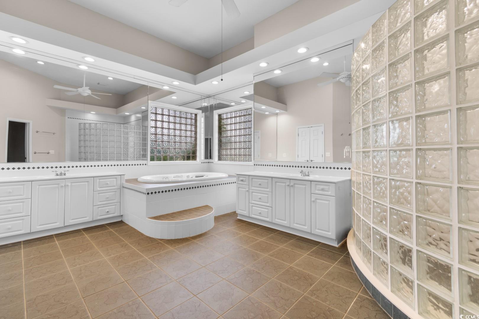 Conway, South Carolina, 29526, United States, 4 Bedrooms Bedrooms, ,5 BathroomsBathrooms,Residential,For Sale,1916014